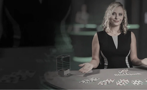 泰山隊海港,戰轉守為攻,球員熱情決,世界杯半决赛,2026世界杯,足球赛事,半决赛分析,精彩对战